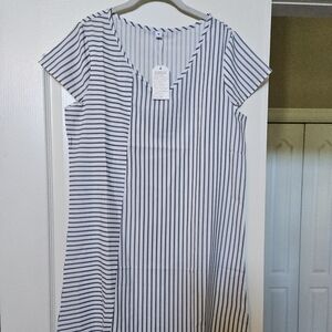 Blue and white stripe dress Size M NWT